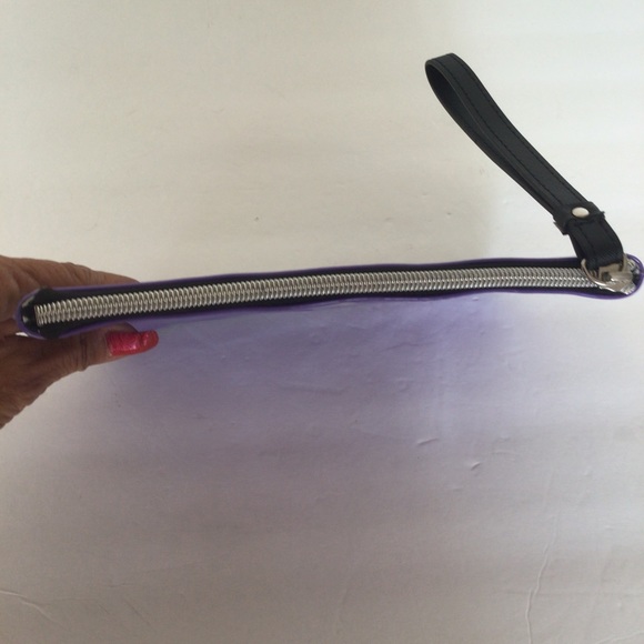 MARC TETRO PURPLE BICHON FRISE WRISTLET CLUTCH - Picture 5 of 13